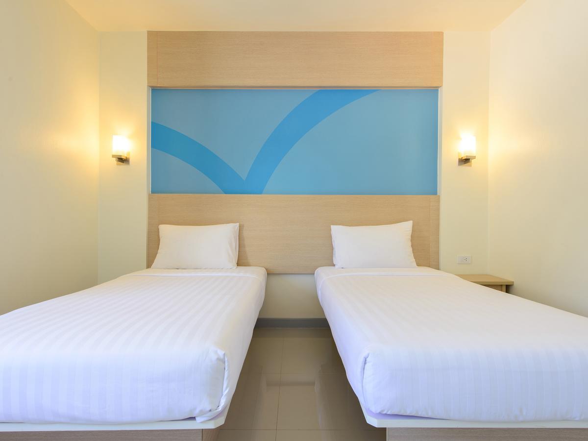 Hop Inn Chonburi Exteriör bild